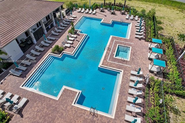 12265 NW 24th Place 12265, Miami, FL 33167