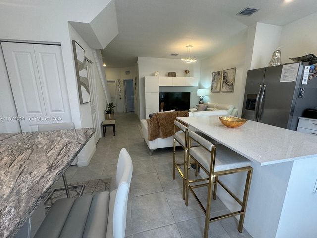 12265 NW 24th Place 12265, Miami, FL 33167