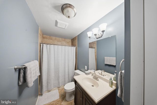 11802 RIVERSHORE DR, Dunkirk, MD 20754