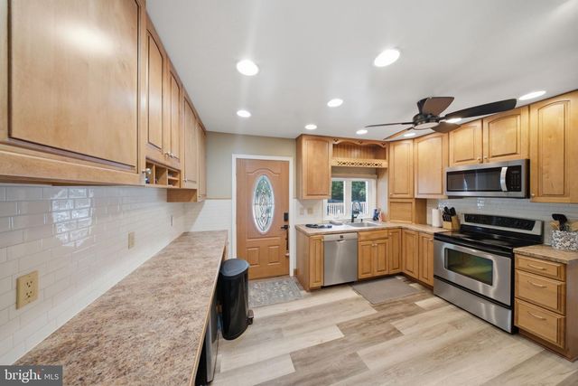 11802 RIVERSHORE DR, Dunkirk, MD 20754