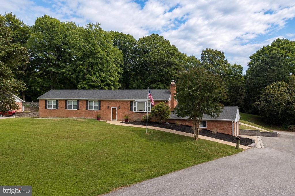 11802 RIVERSHORE DR, Dunkirk, MD 20754
