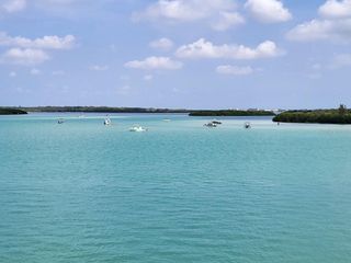 1 KEY CAPRI 209E, Treasure Island, FL 33706