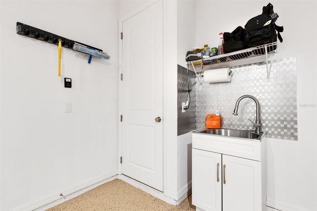 5579 SUMMIT GLEN, Bradenton, FL 34203