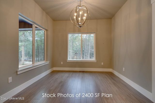 7705 E Howard Rd, Athol, ID 83801