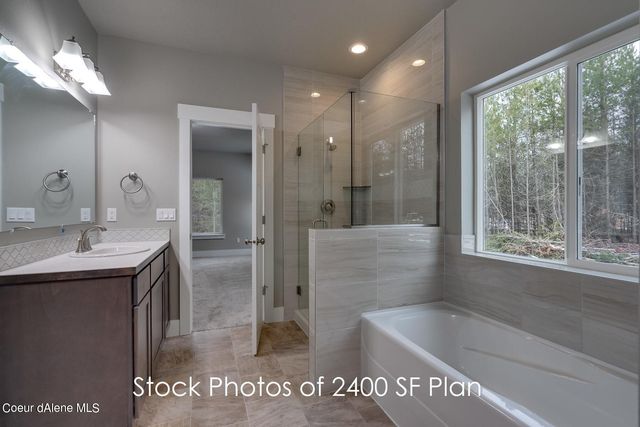 7705 E Howard Rd, Athol, ID 83801