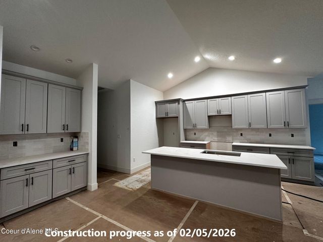 7705 E Howard Rd, Athol, ID 83801