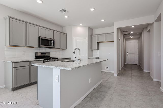 19115 N Los Gabrieles Way, Maricopa, AZ 85138