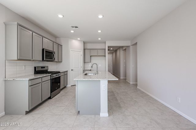 19115 N Los Gabrieles Way, Maricopa, AZ 85138