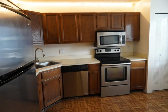 2641 Gately Drive W 705, West Palm Beach, FL 33415