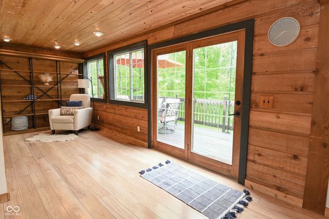 8850 W State Road 46, Columbus, IN 47201