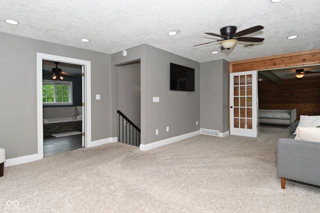 8850 W State Road 46, Columbus, IN 47201
