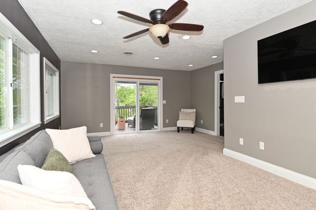 8850 W State Road 46, Columbus, IN 47201