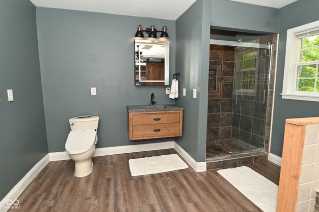 8850 W State Road 46, Columbus, IN 47201