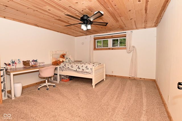 8850 W State Road 46, Columbus, IN 47201