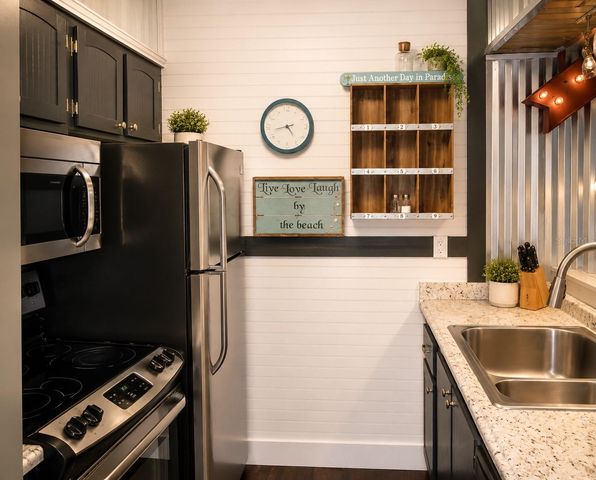 240 N BAYSHORE BOULEVARD 204, Clearwater, FL 33759