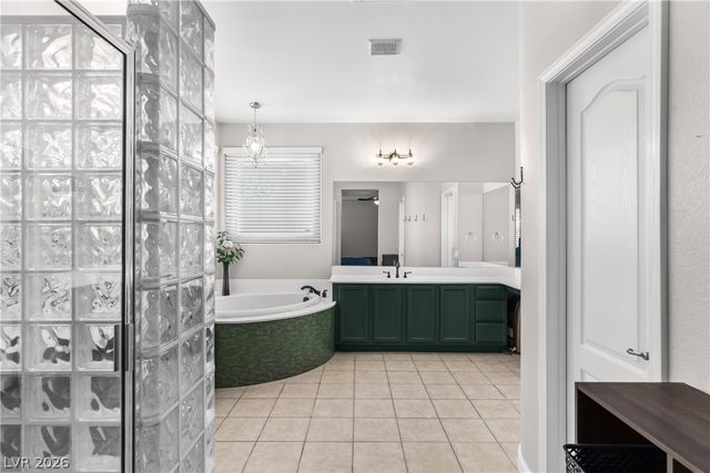 5708 Mammoth Mountain Street, North Las Vegas, NV 89081