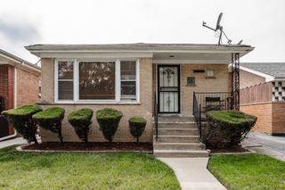 16530 Emerald Avenue, Harvey, IL 60426