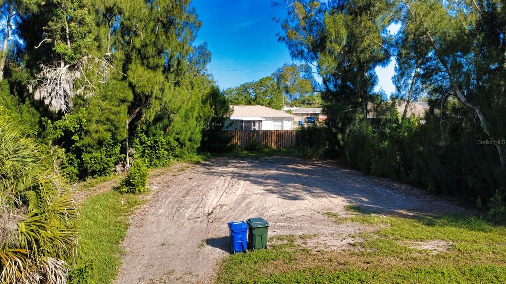 1020 LINDEN ROAD, Venice, FL 34293