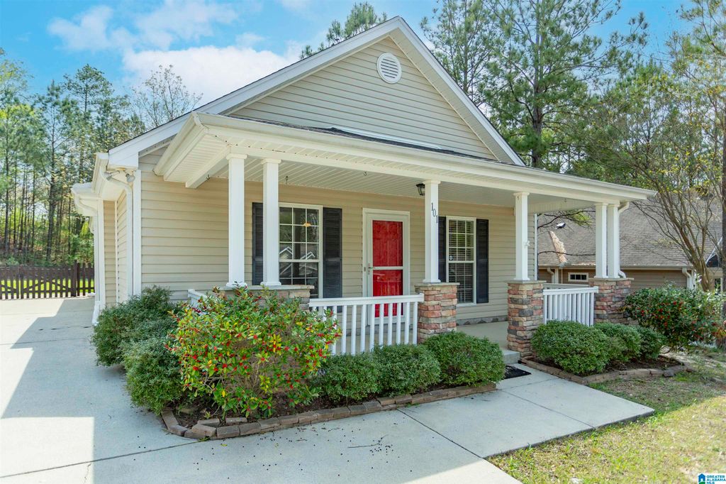 101 REESE DRIVE, Alabaster, AL 35007