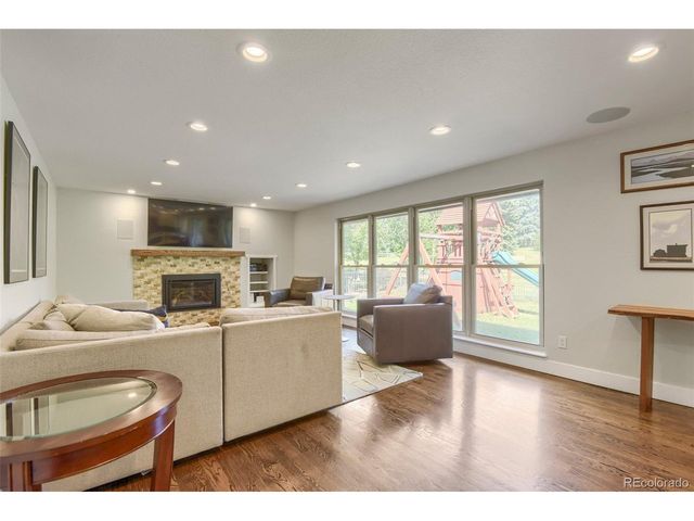 6484 S Newport Ct, Centennial, CO 80111