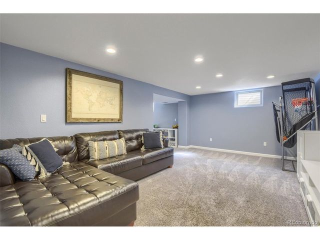 6484 S Newport Ct, Centennial, CO 80111