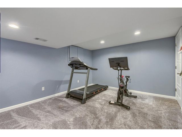 6484 S Newport Ct, Centennial, CO 80111