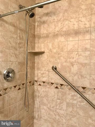 14269 CALVERT ST, Solomons, MD 20688