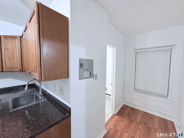 140 Summer Street 1D, Stamford, CT 06840