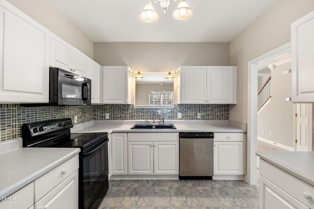 8315 Tierra Del Sol Way, Raleigh, NC 27616
