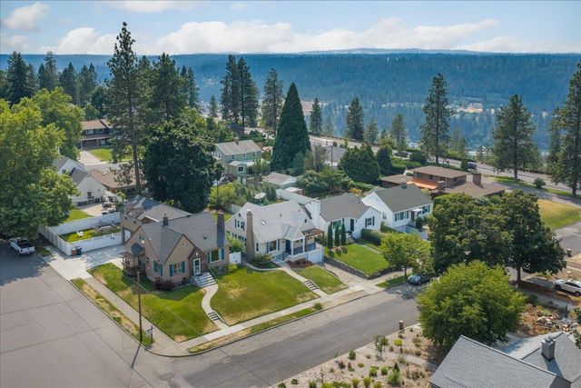 1107 W 27th Ave, Spokane, WA 99203