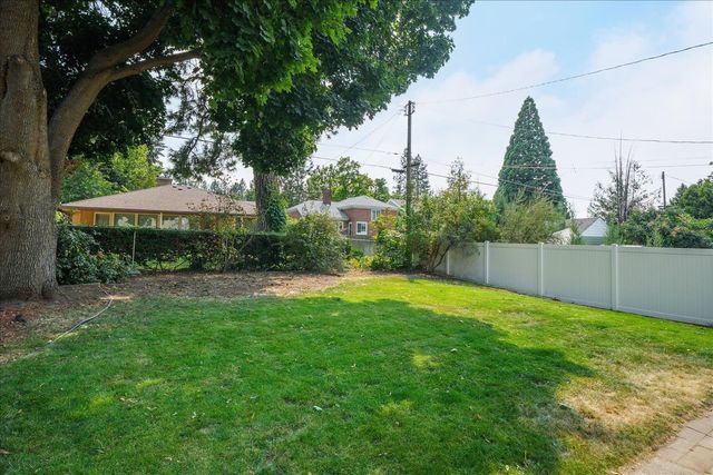 1107 W 27th Ave, Spokane, WA 99203