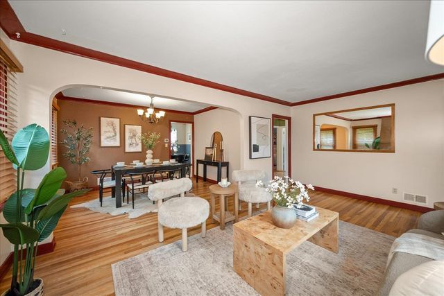 1107 W 27th Ave, Spokane, WA 99203