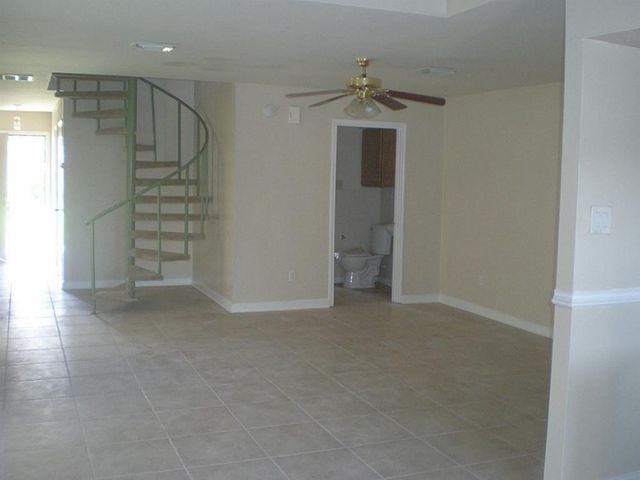 1903 Country Village Bl 26A, Humble, TX 77338