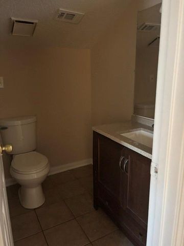 1903 Country Village Bl 26A, Humble, TX 77338