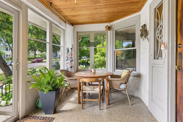 1818 Kenwood Parkway, Minneapolis, MN 55405