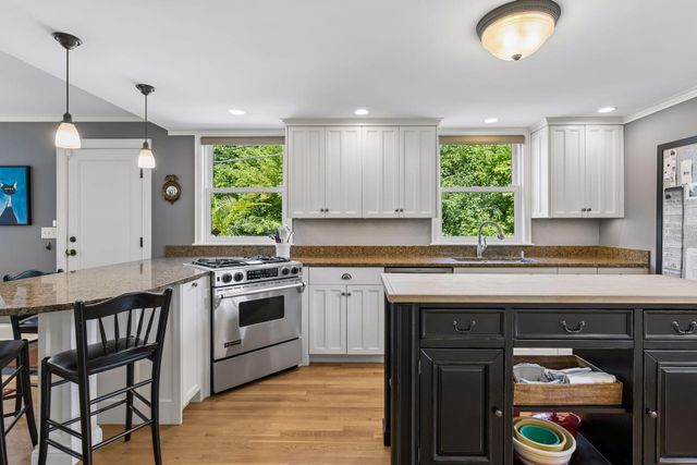 1818 Kenwood Parkway, Minneapolis, MN 55405