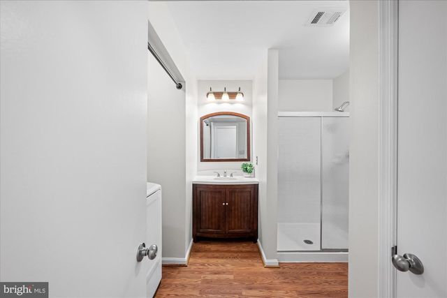 27 BRINKS CT, Sterling, VA 20165