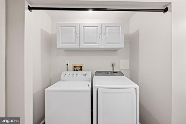 27 BRINKS CT, Sterling, VA 20165