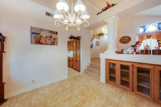 8559 Zinnia Way, Elk Grove, CA 95624