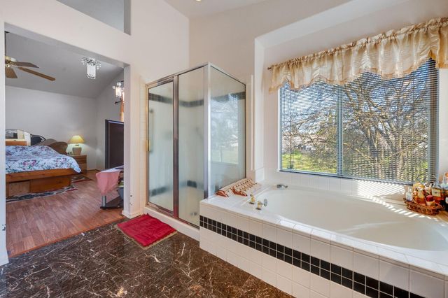 8559 Zinnia Way, Elk Grove, CA 95624