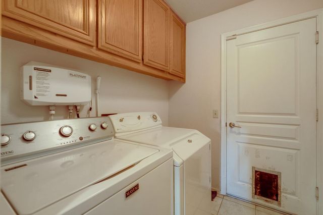 8559 Zinnia Way, Elk Grove, CA 95624