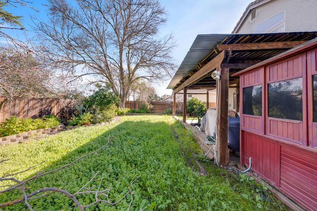 8559 Zinnia Way, Elk Grove, CA 95624