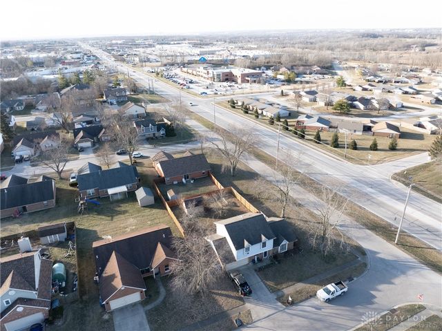 5686 Firegate Court, Huber Heights, OH 45424