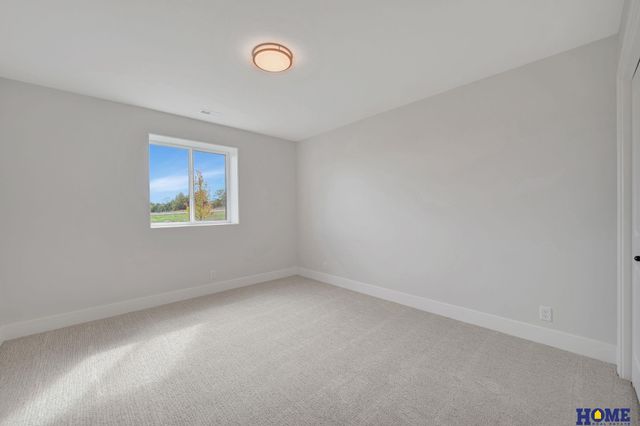 9121 White Horse Way, Lincoln, NE 68520