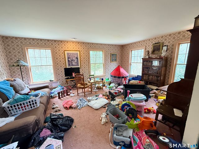 5 Stadler Heights, Winchester, CT 06098