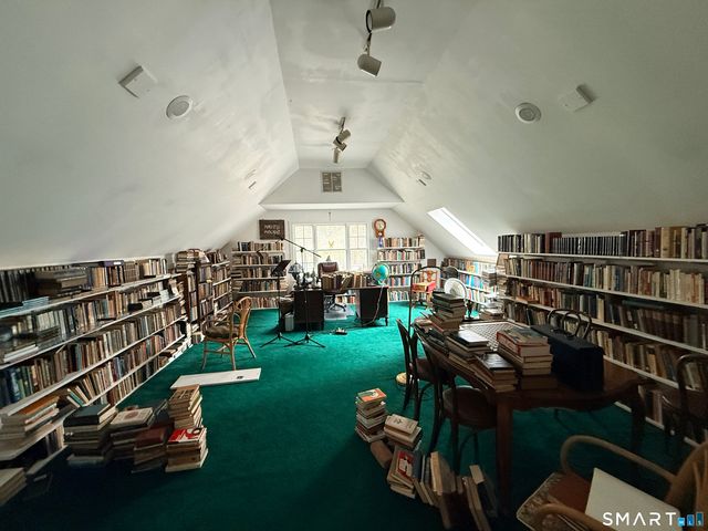 5 Stadler Heights, Winchester, CT 06098