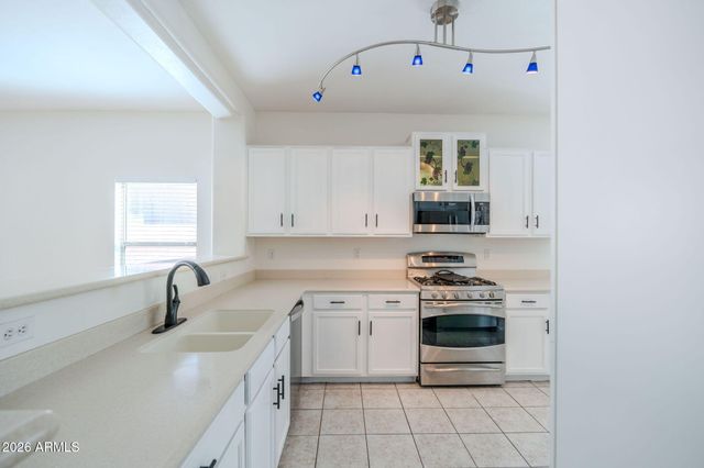 15224 W DESERT HILLS Drive, Surprise, AZ 85379