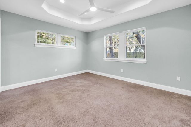 845 N Lakeside Drive, Destin, FL 32541