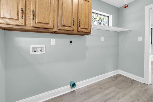 845 N Lakeside Drive, Destin, FL 32541