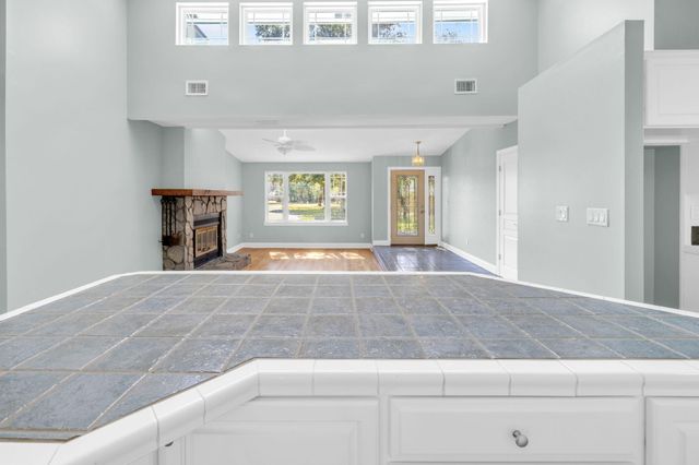 845 N Lakeside Drive, Destin, FL 32541